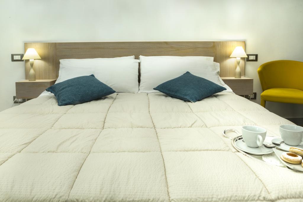 Piazza Martiri Rooms Cagliari Zimmer foto
